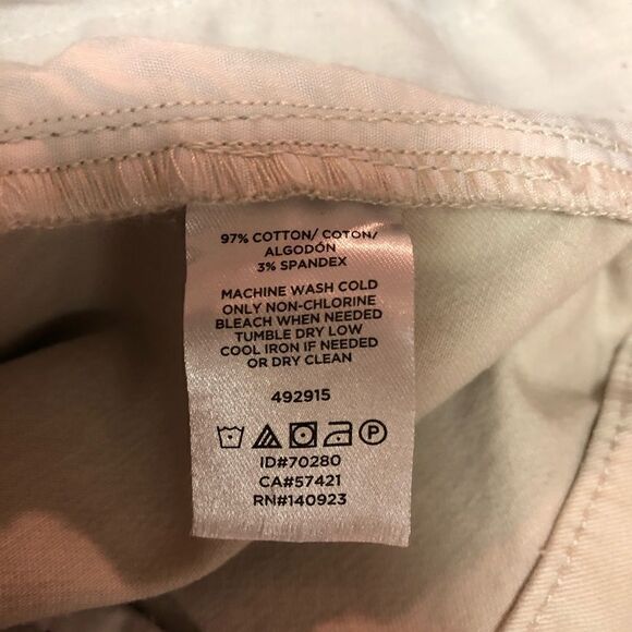 LOFT outlet rolled cuff Bermuda shorts - Picture 4 of 5